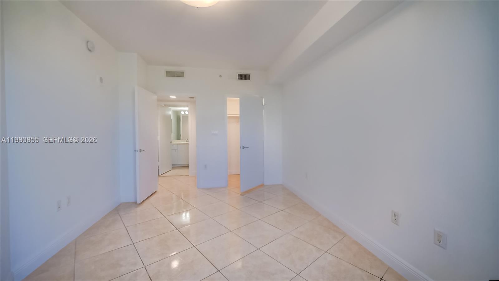 TURNBERRY VILLAGE - Residential