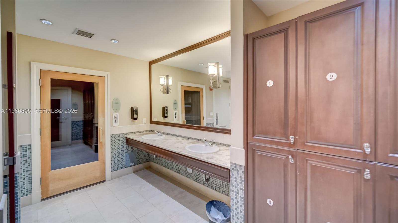 TURNBERRY VILLAGE - Residential