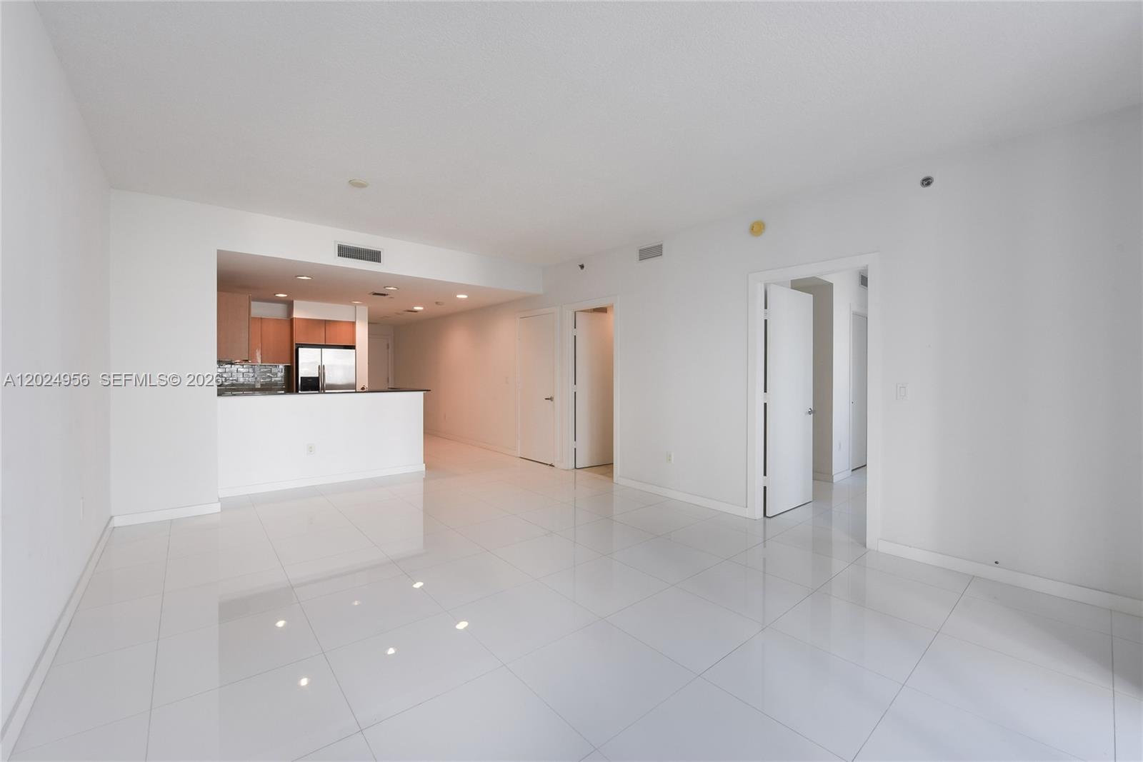 1060 Brickell Ave 1715