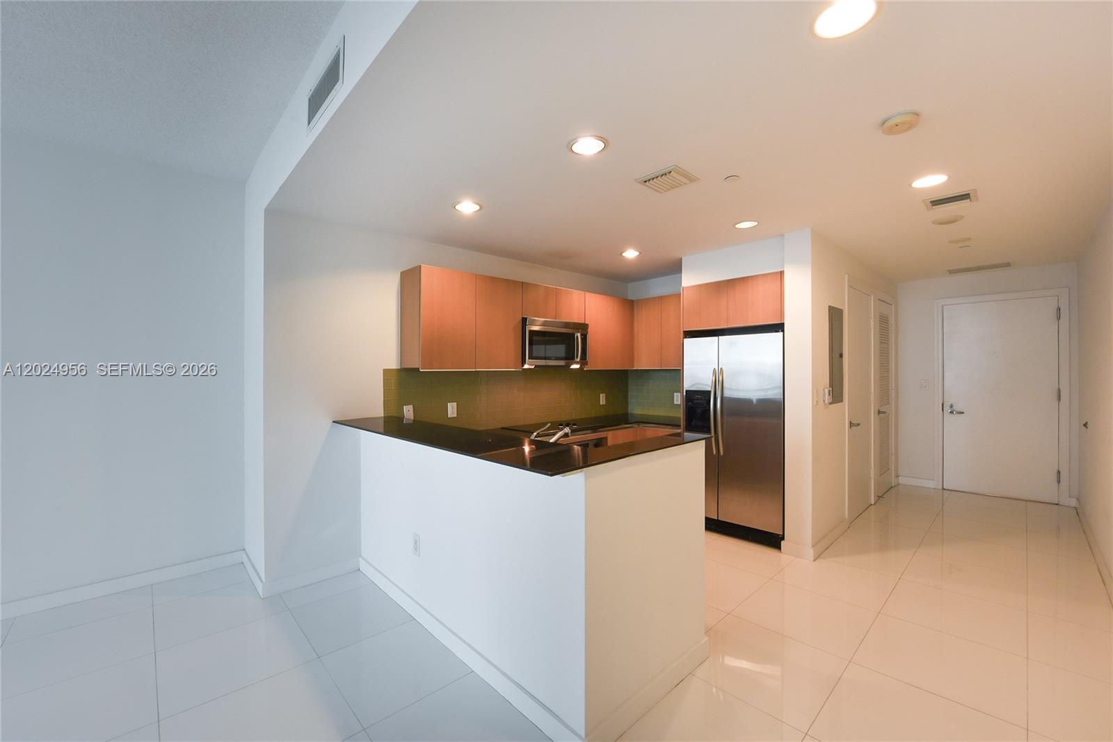 1060 Brickell Ave 1715