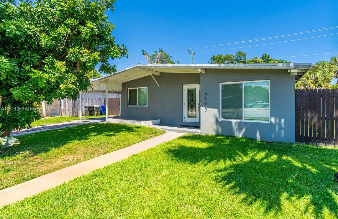 Rental Property at 4500 Ne 18th Ave, Pompano Beach, Broward County, Florida - Bedrooms: 3 
Bathrooms: 1  - $2,950 MO.