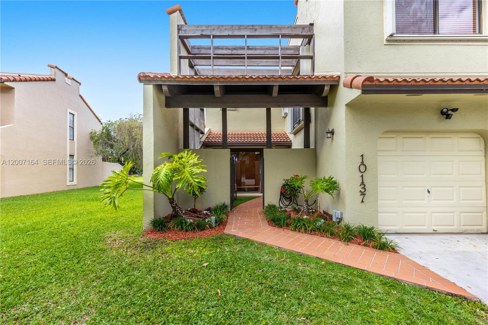 COSTA DEL SOL CONDO I - Residential