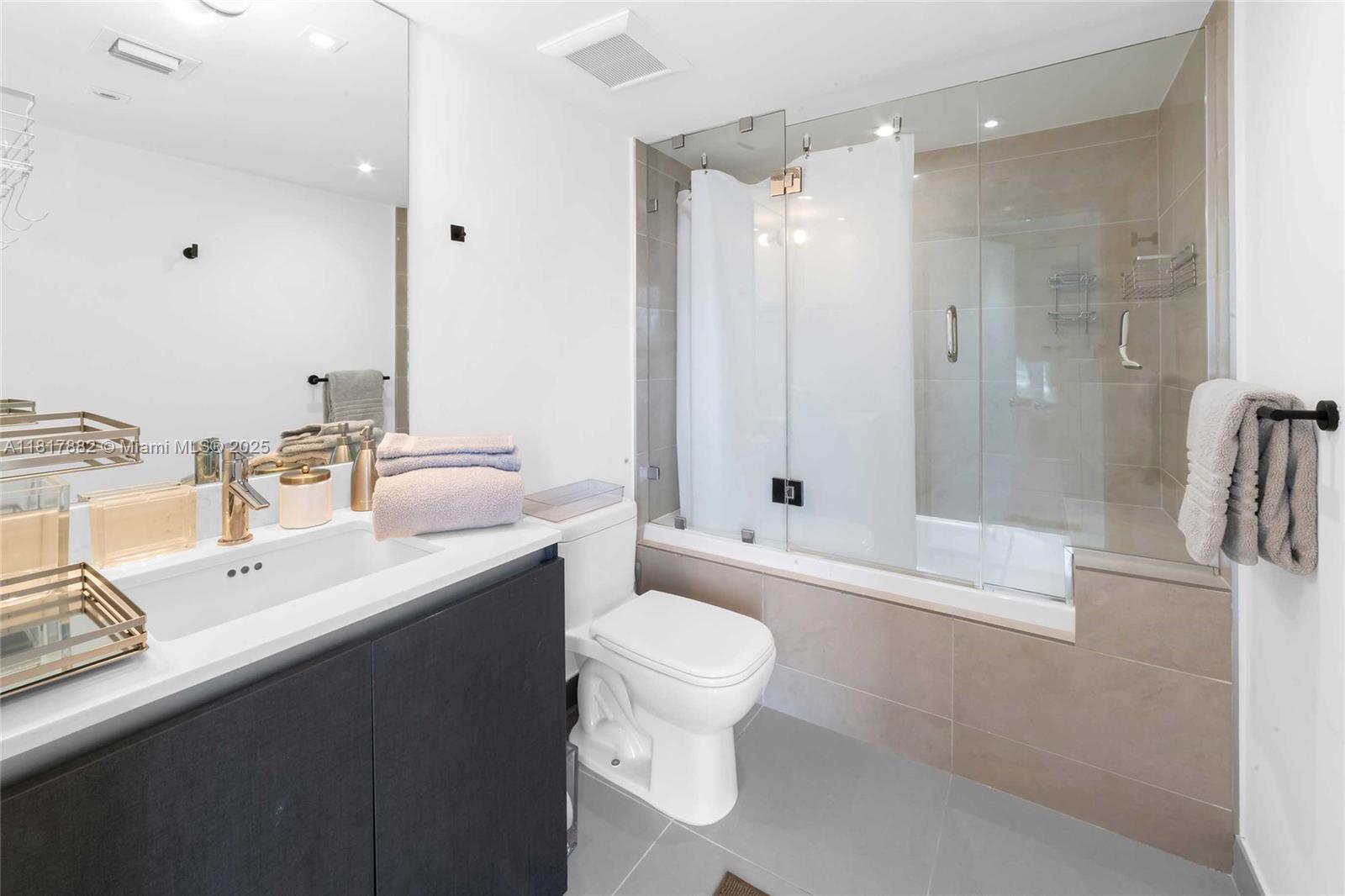 AMD PL OF 2ND OCEAN FRONT - Residential