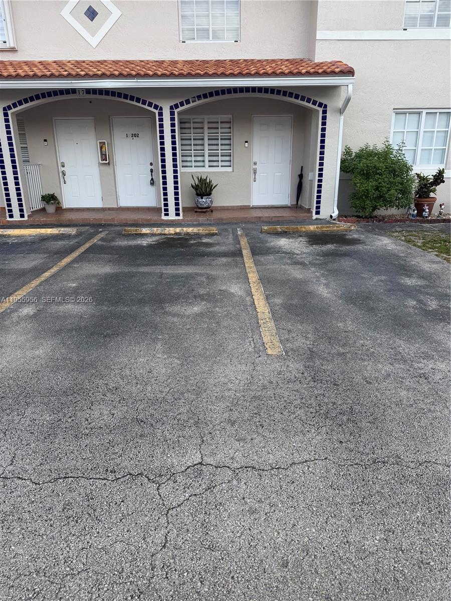 SILVER GARDENS VILLAS CON - Residential