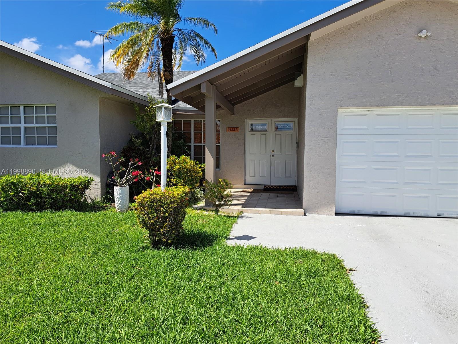 THE CEDARS OF KENDALL - Residential