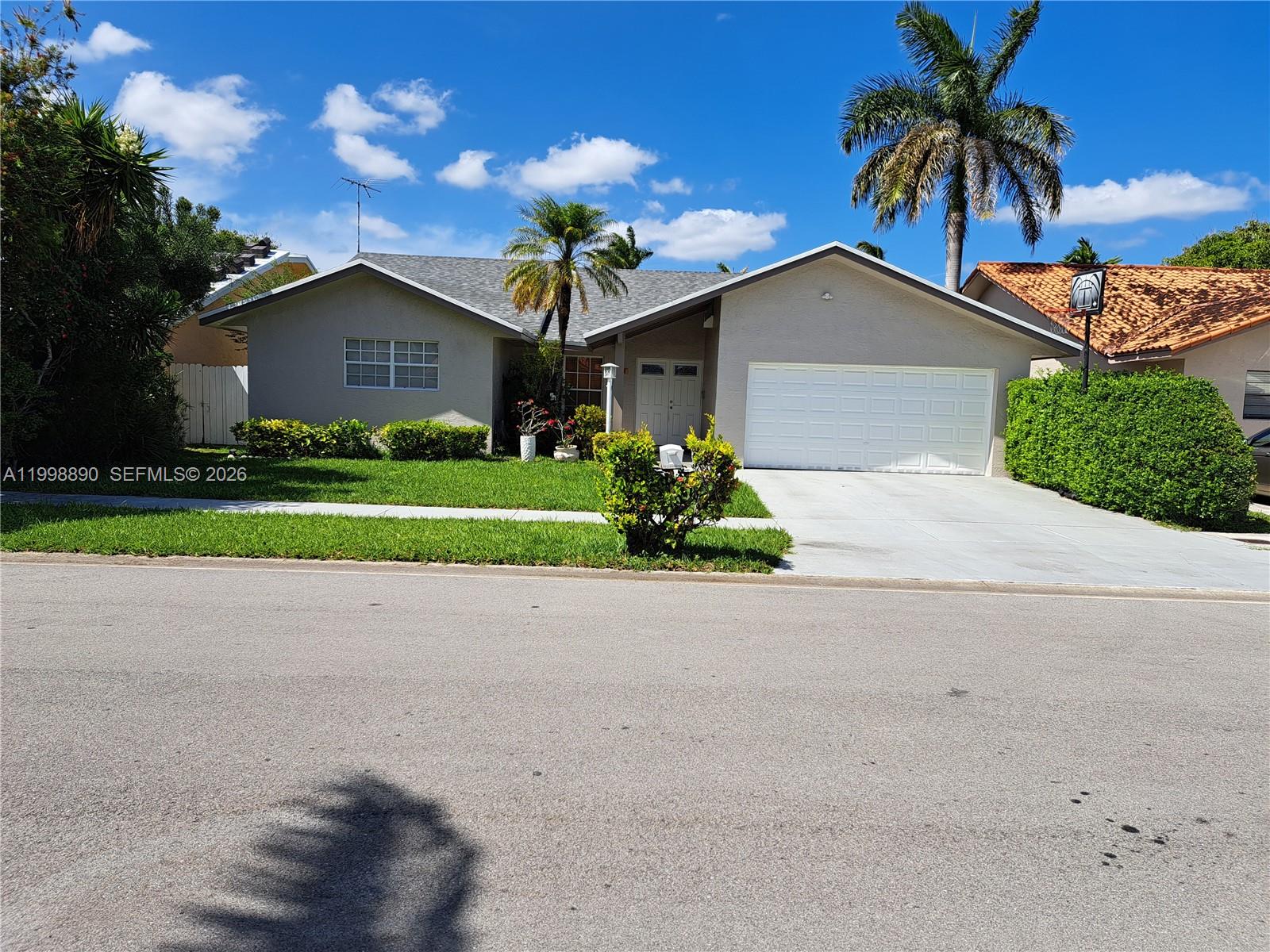 THE CEDARS OF KENDALL - Residential