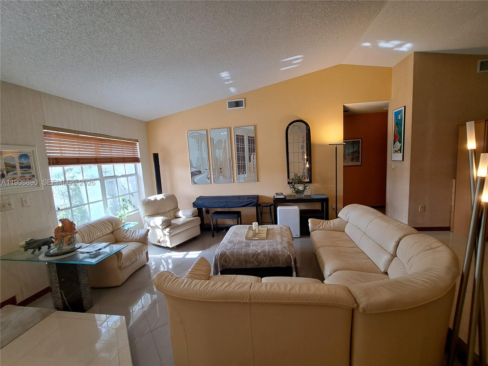 THE CEDARS OF KENDALL - Residential