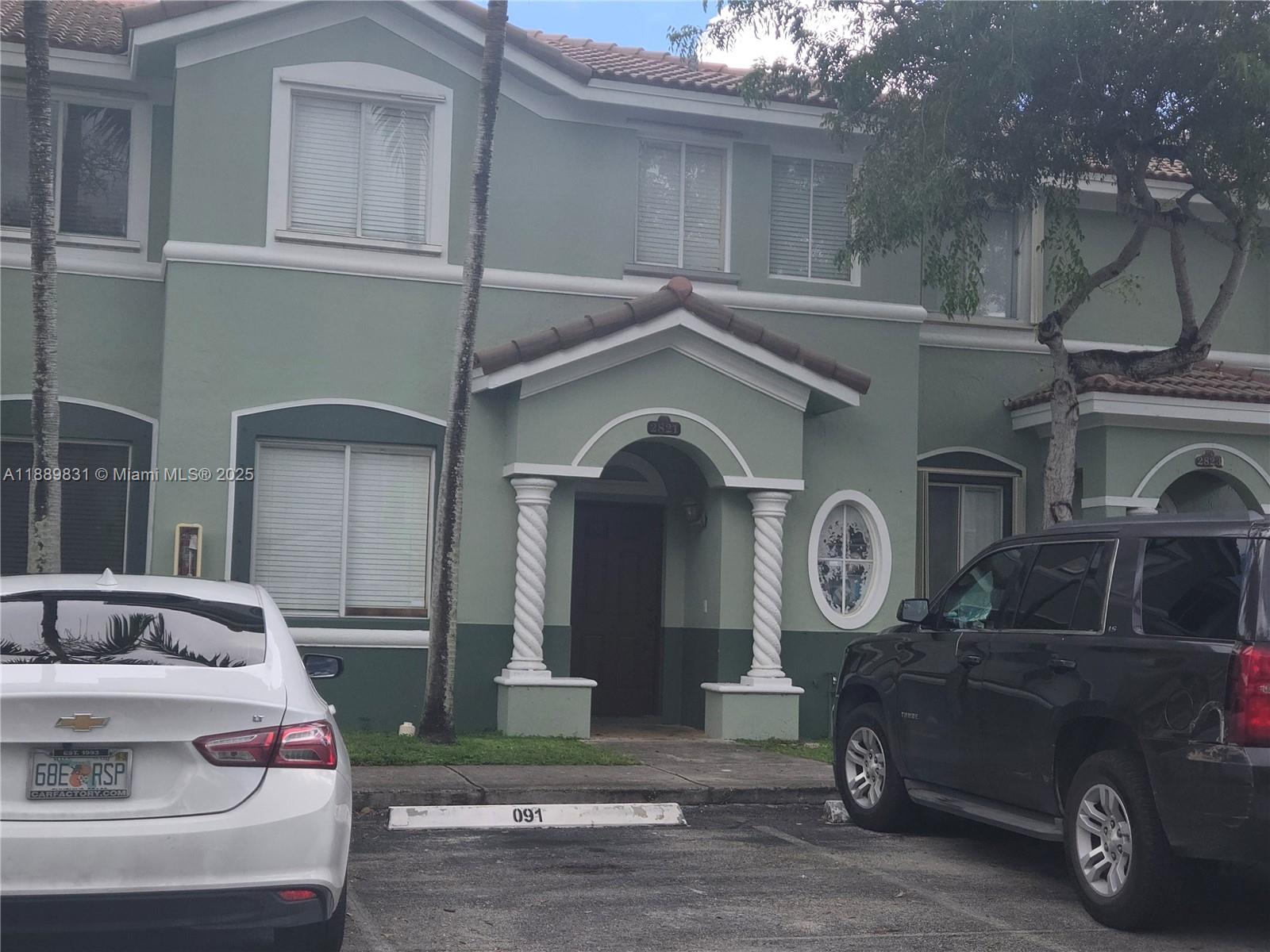 SHOMA TOWNHOMES AT KEYSCO - Residential