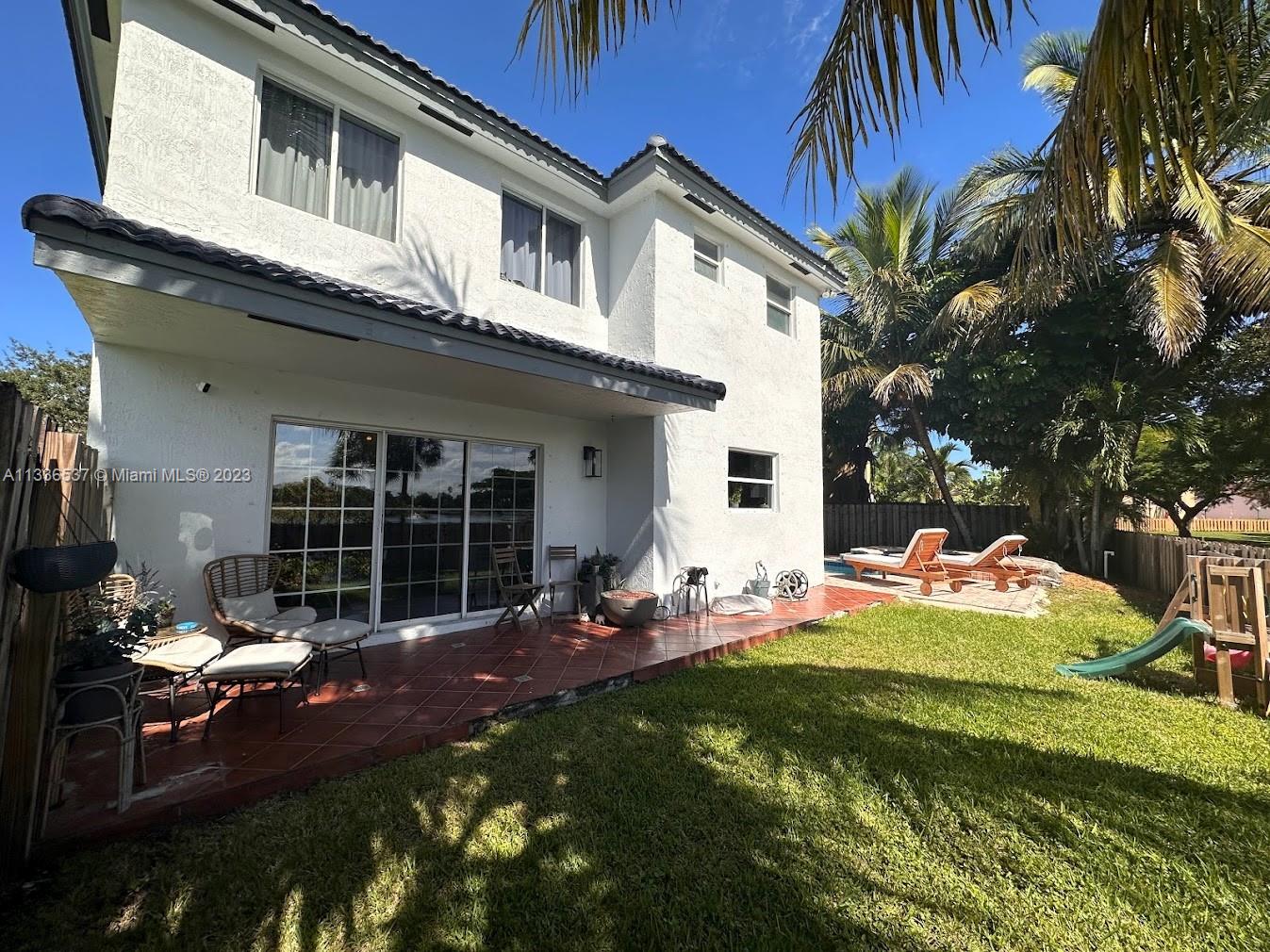 CHRISTINA AT THE HAMMOCKS - Residential