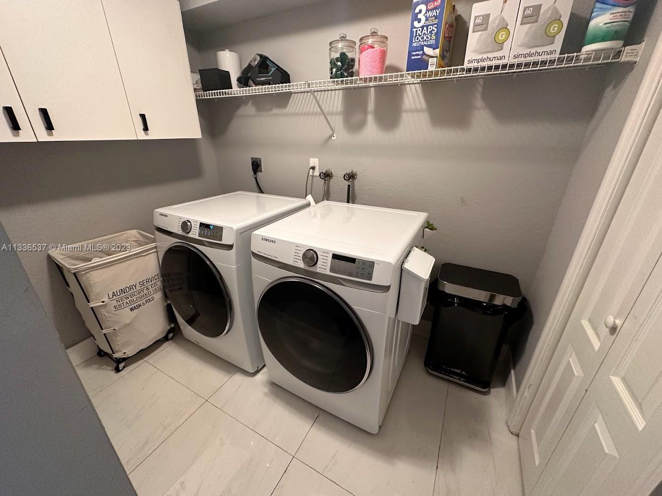 CHRISTINA AT THE HAMMOCKS - Residential