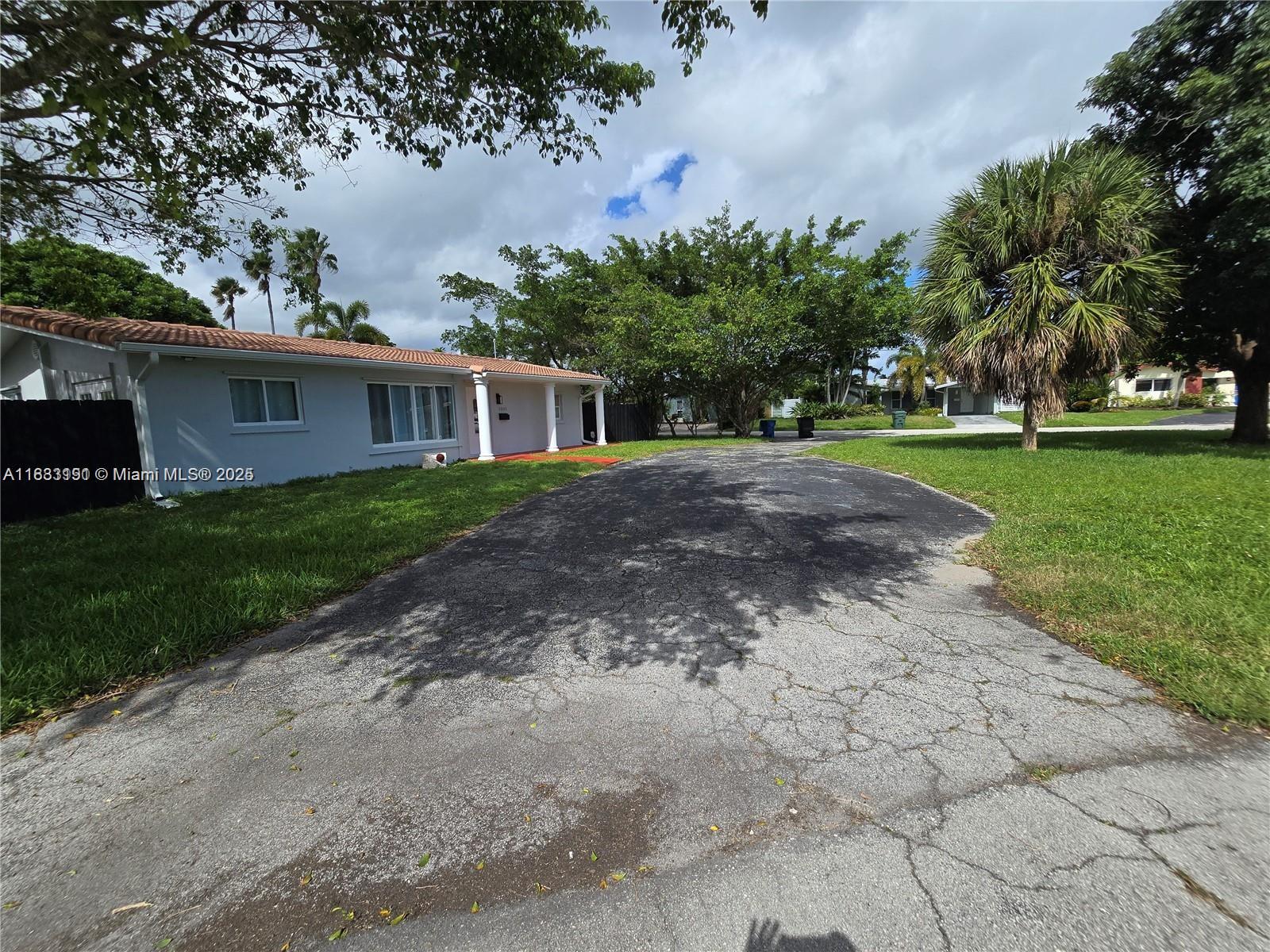 2001 NW 35th St A