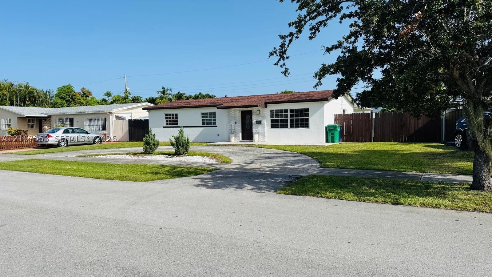 9770 SW 13th Ter