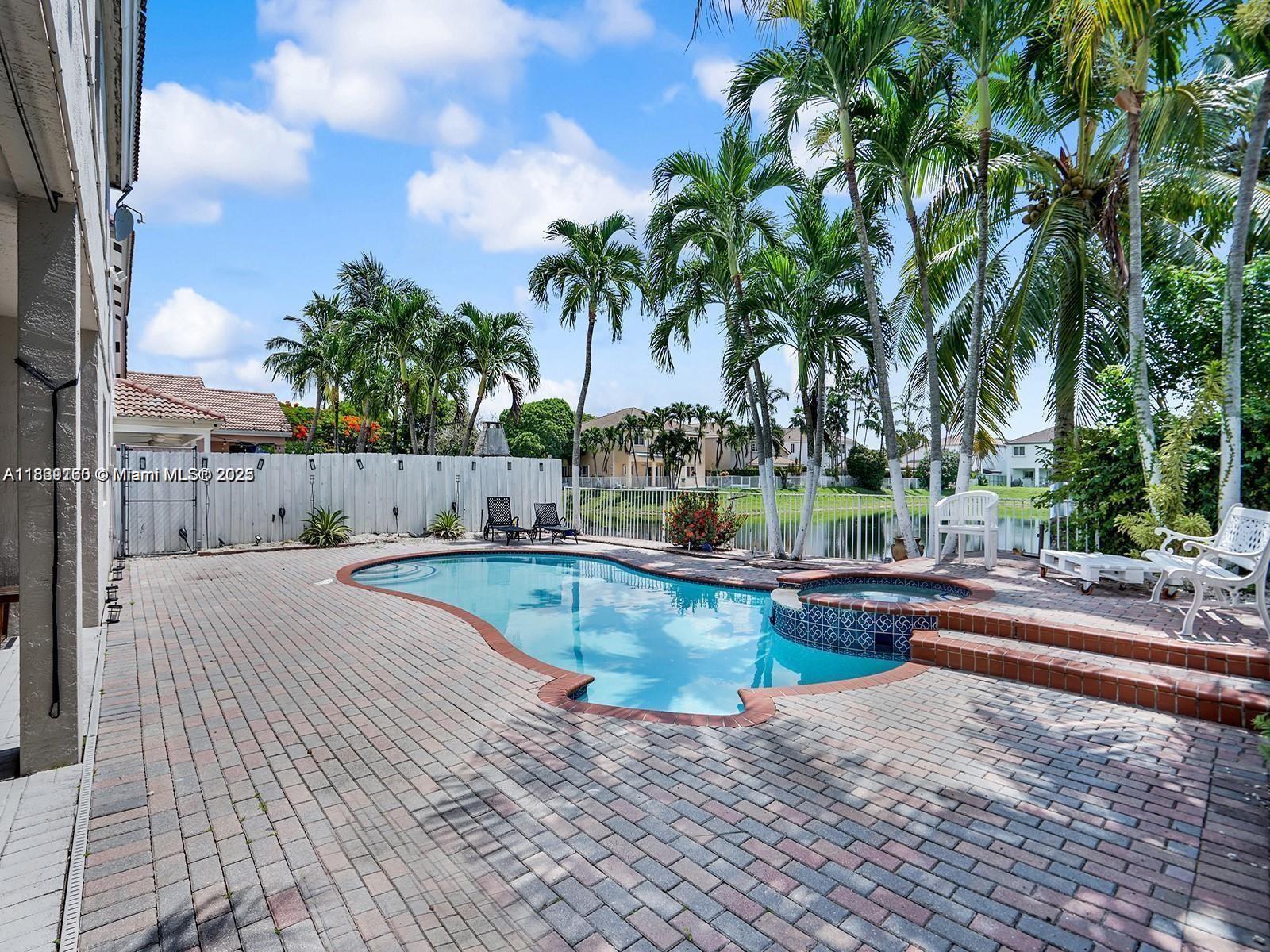 THE RESERVE AT DORAL - Residential Lease