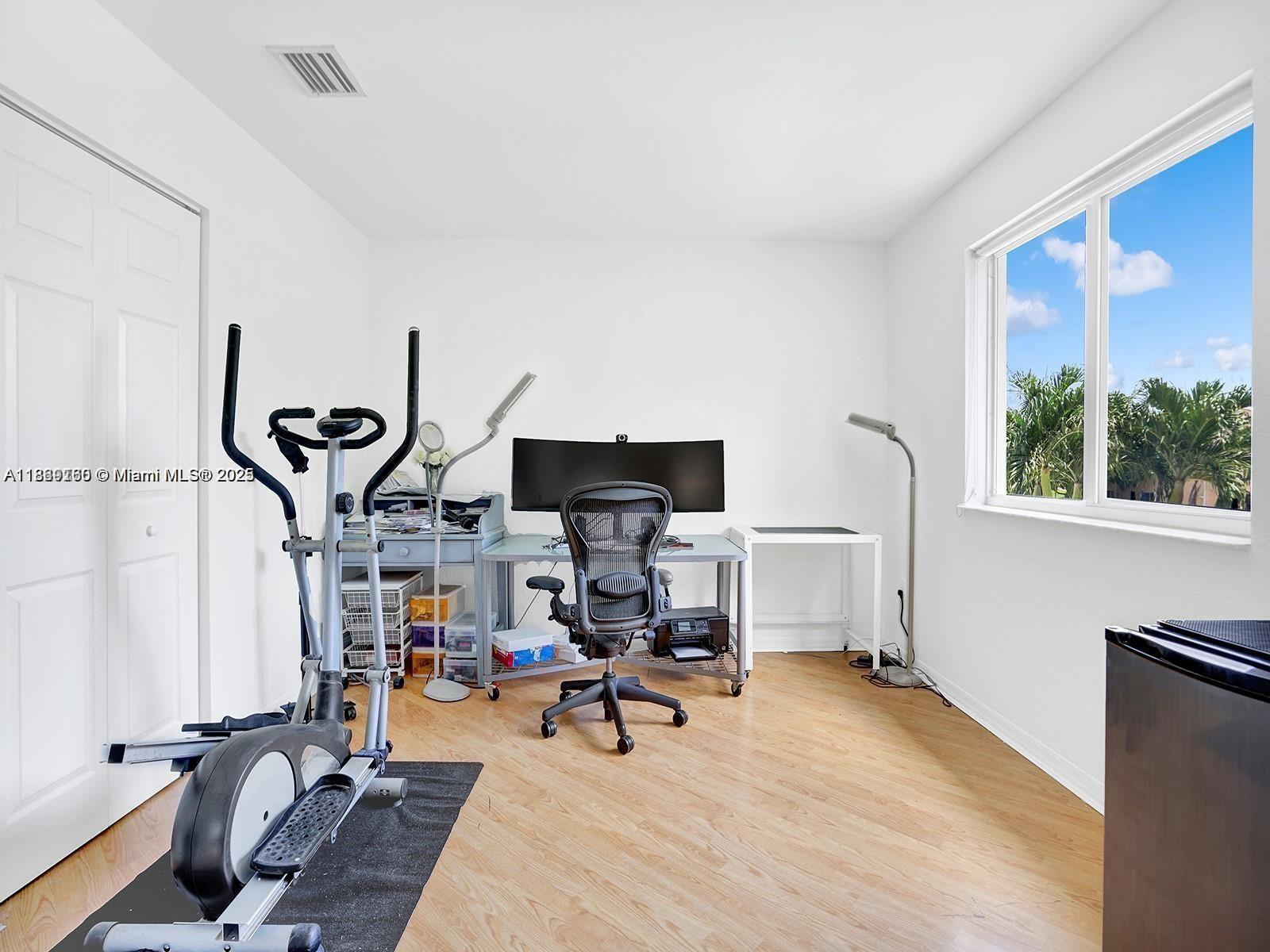 THE RESERVE AT DORAL - Residential Lease