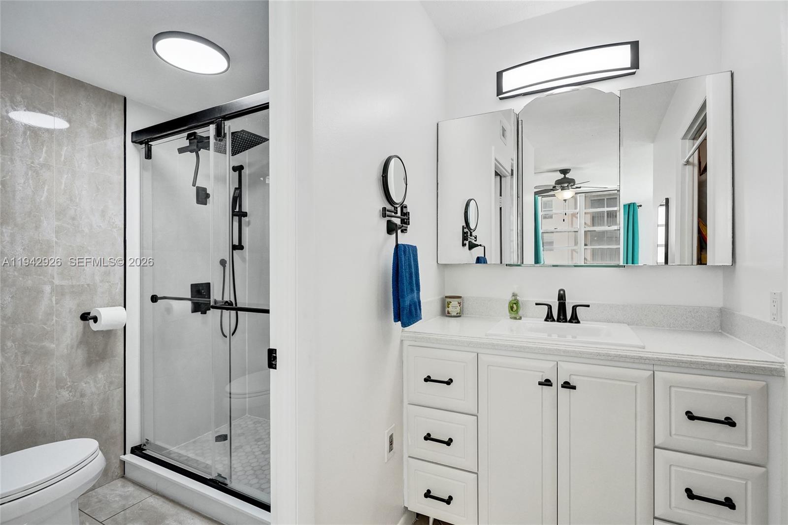 PLAZA TOWERS SOUTH CONDO - Residential