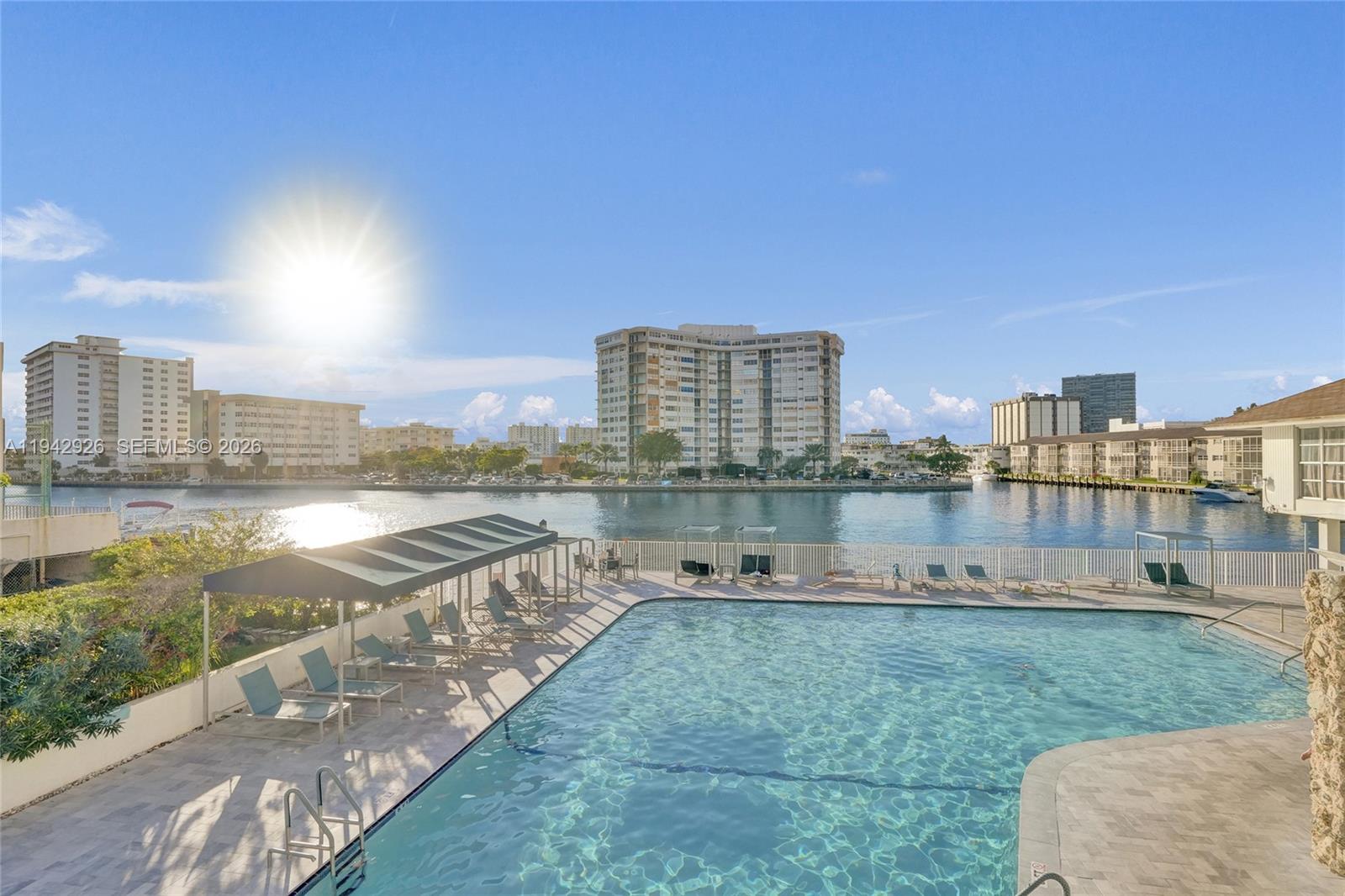 PLAZA TOWERS SOUTH CONDO - Residential