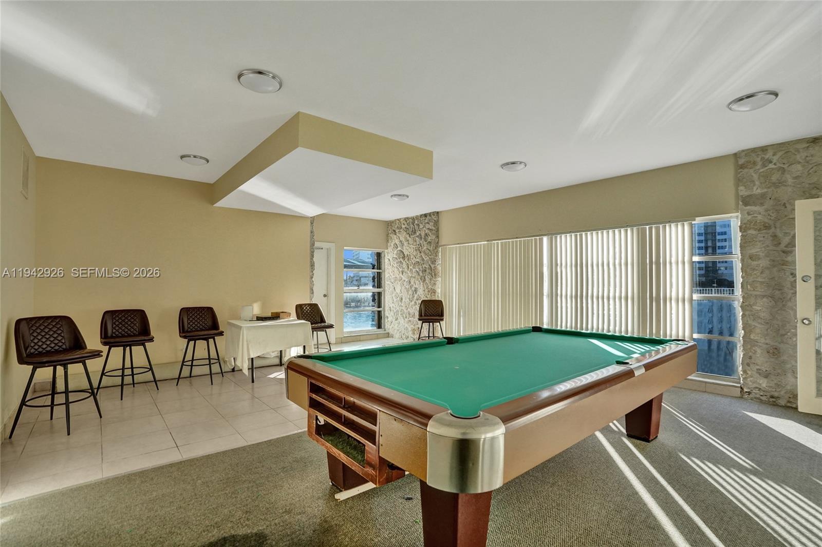 PLAZA TOWERS SOUTH CONDO - Residential