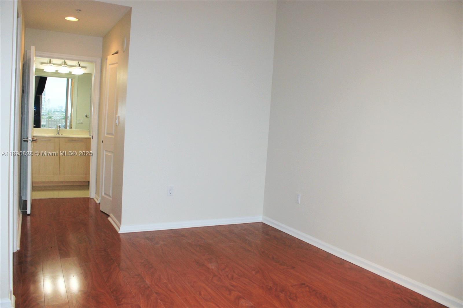 NURIVER LANDING CONDO - Residential Lease