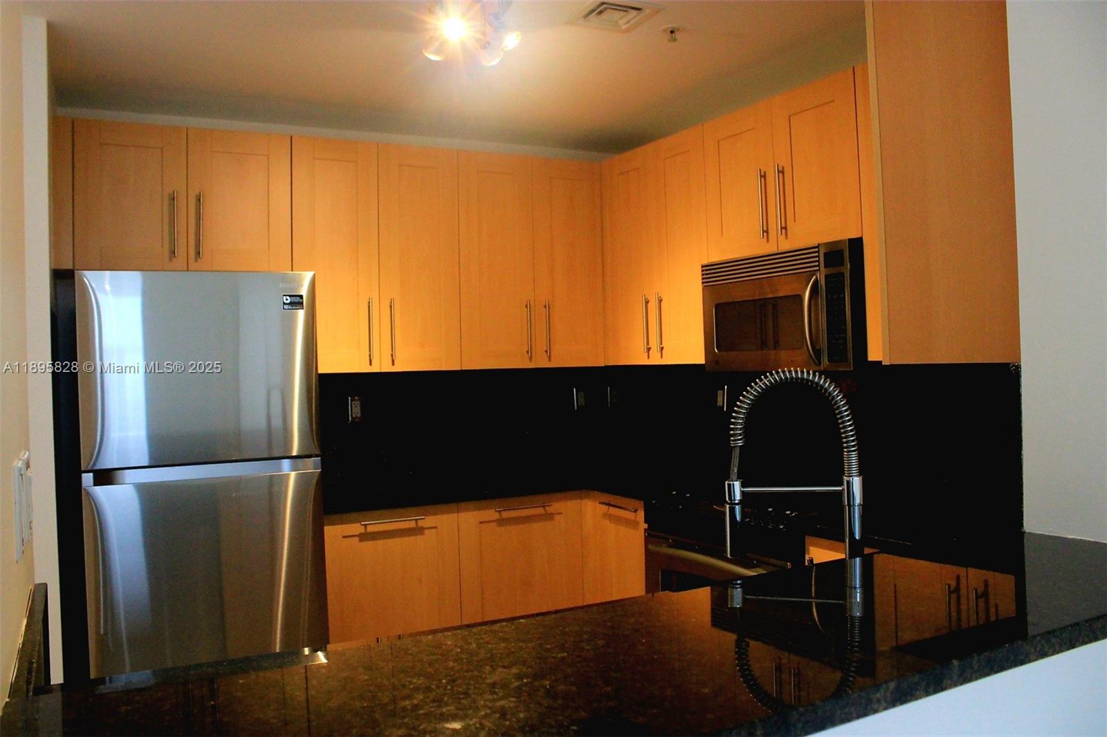 NURIVER LANDING CONDO - Residential Lease