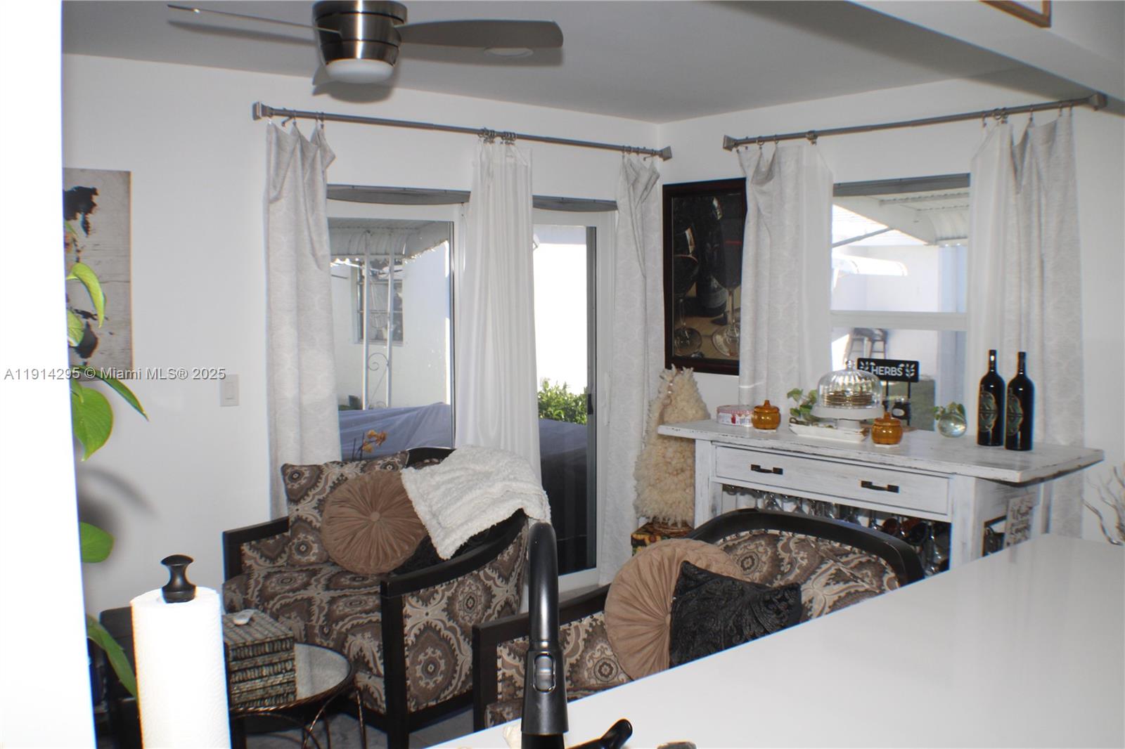 PALM BEACH LEISUREVILLE S - Residential