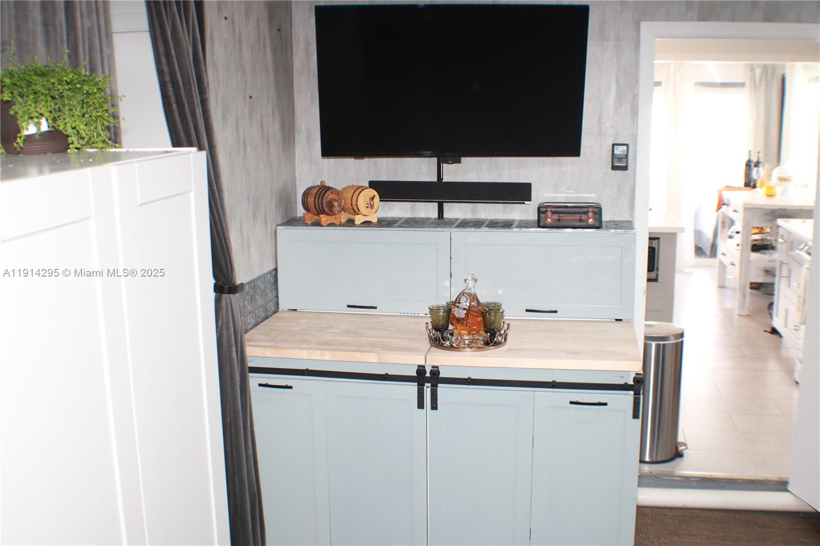 PALM BEACH LEISUREVILLE S - Residential