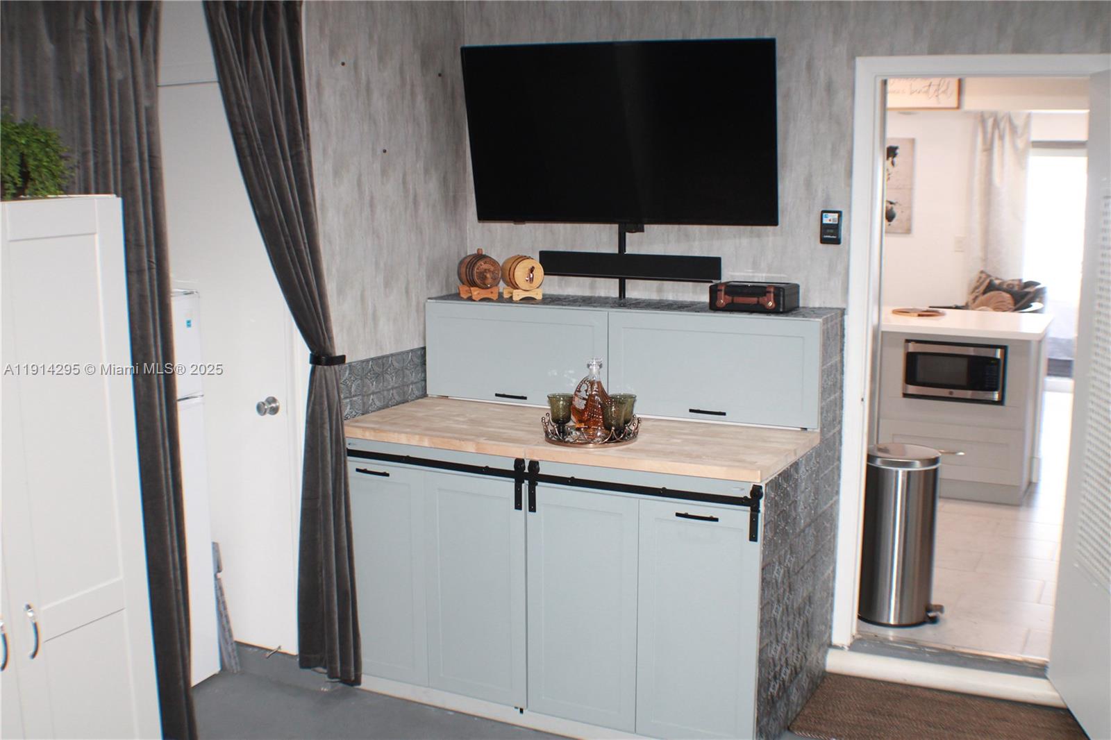 PALM BEACH LEISUREVILLE S - Residential