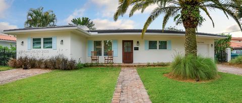 View photos, virtual tours, details... 14620 Fitzpatrick Rd Miami Lakes FL 33014