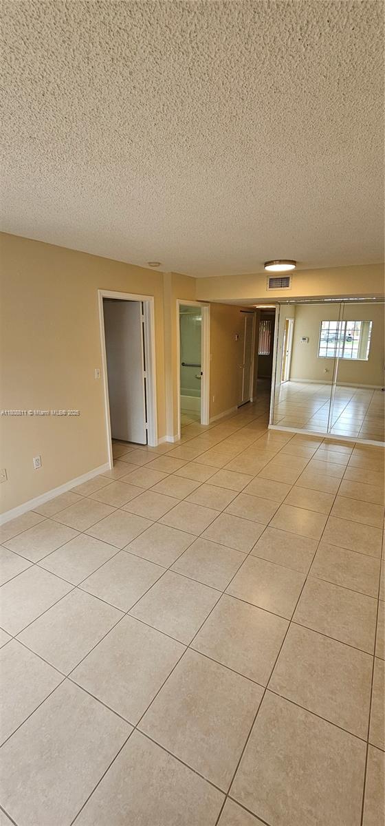 VISTA ALEGRE TOWNHOMES VI - Residential Lease
