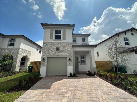 2382 NW 131st Cir Miami FL 33167