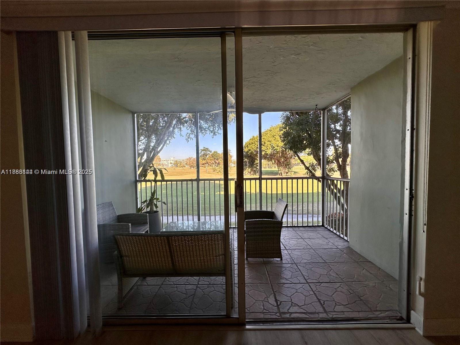 palm aire country club - Residential