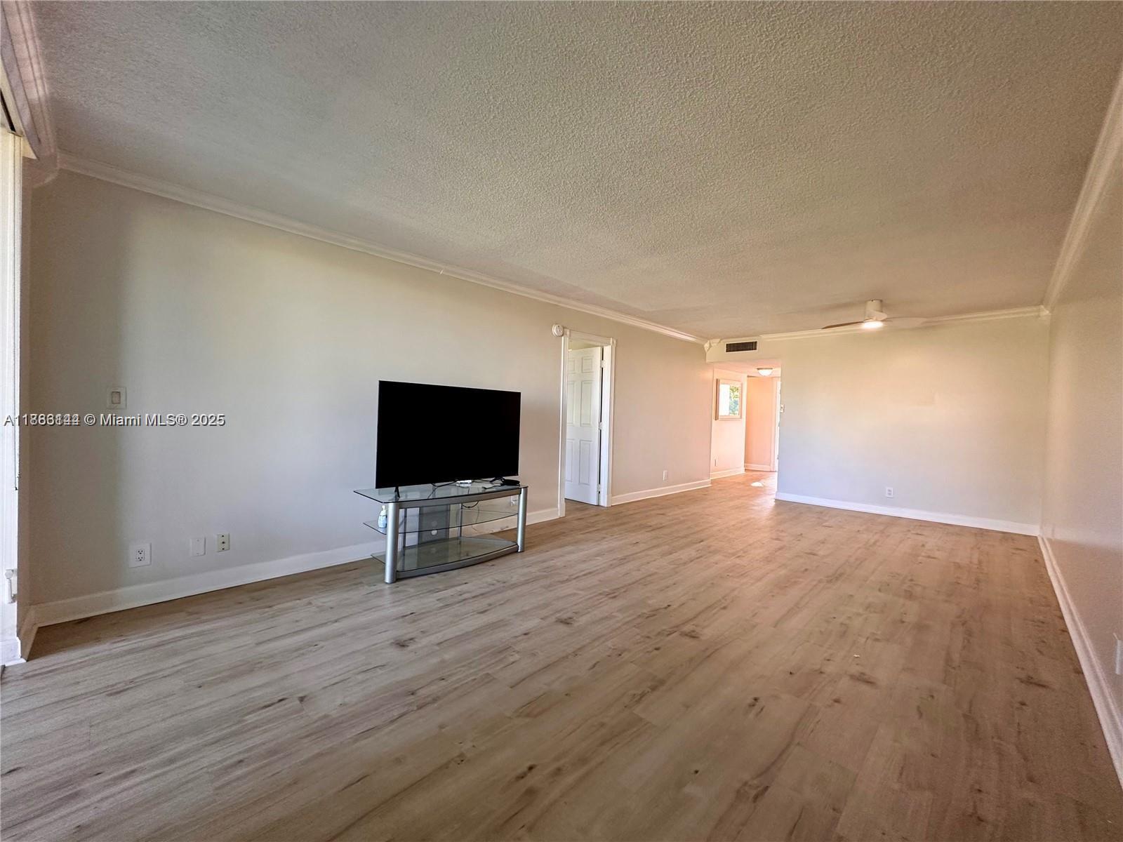 palm aire country club - Residential