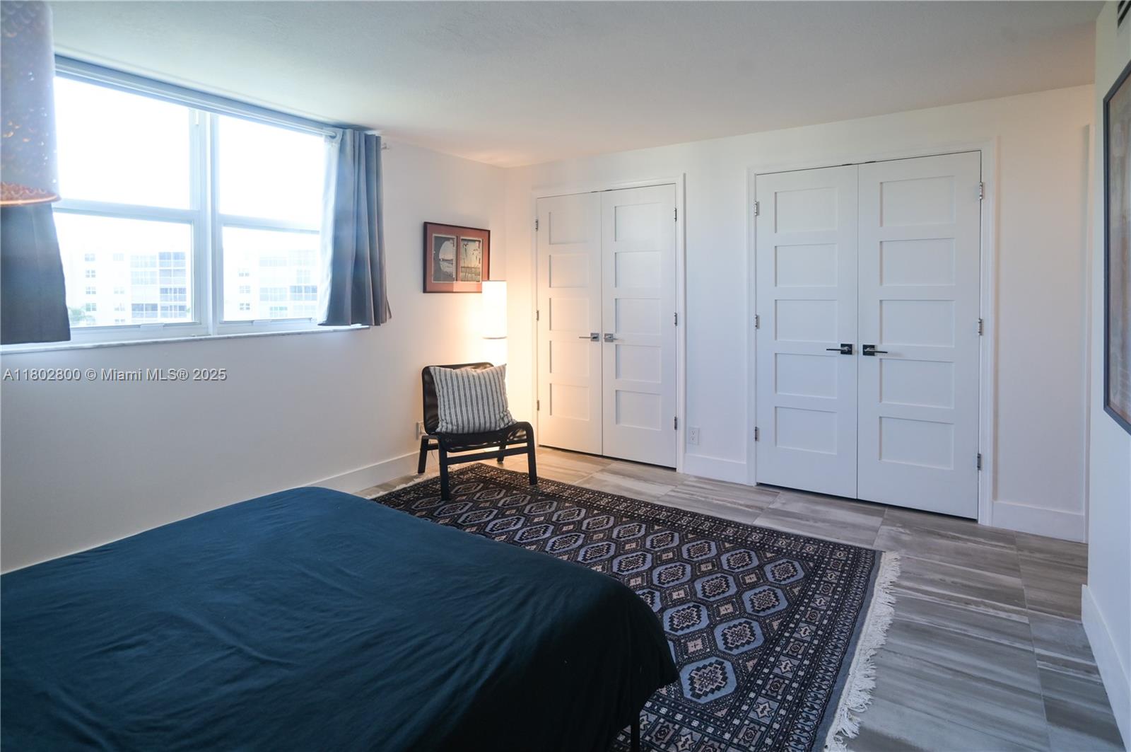 MEADOWBROOK LAKES VIEW CO - Residential