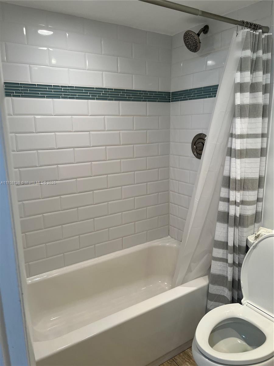 GREYNOLDS PARK CLUB CONDO - Residential