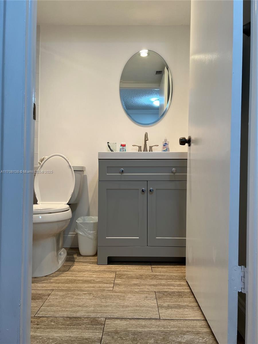 GREYNOLDS PARK CLUB CONDO - Residential