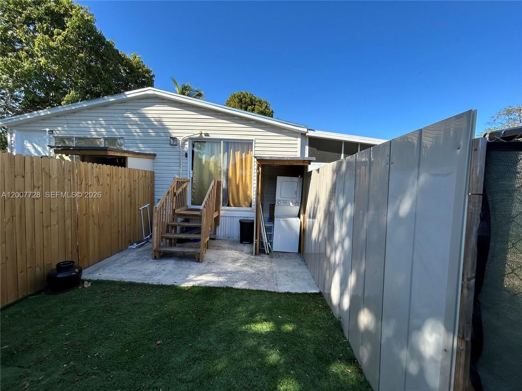 Photo of 10467 S 228th Ln #B, Boca Raton, FL 33428 (MLS # A12007728)