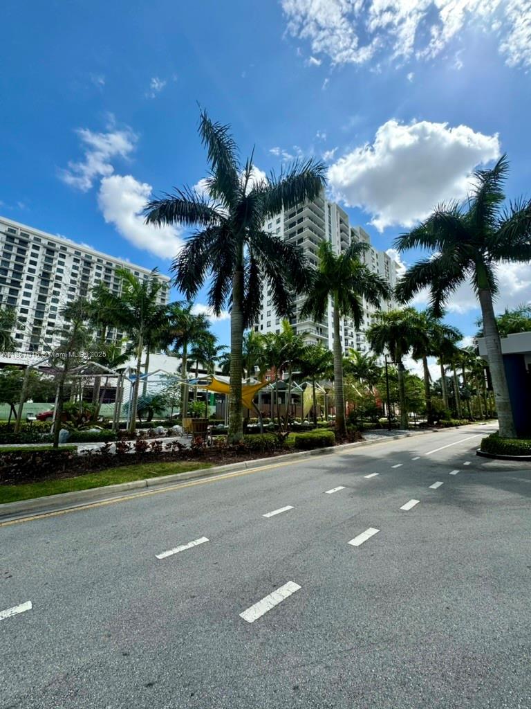 5252 PASEO CONDO - Residential