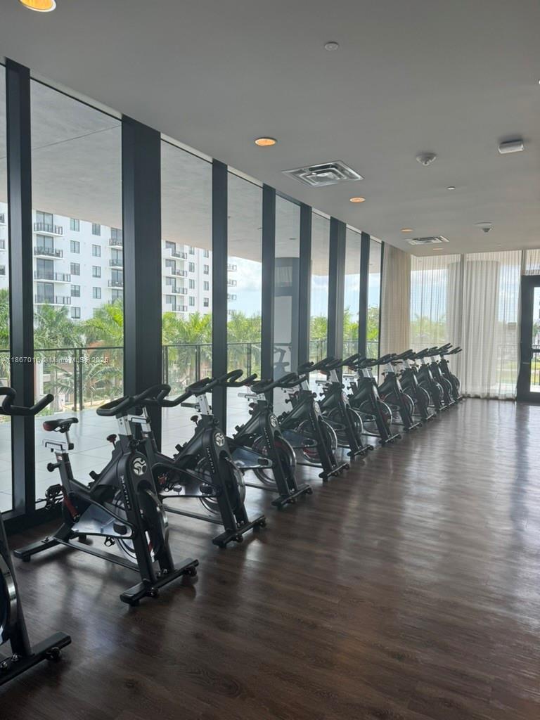 5252 PASEO CONDO - Residential