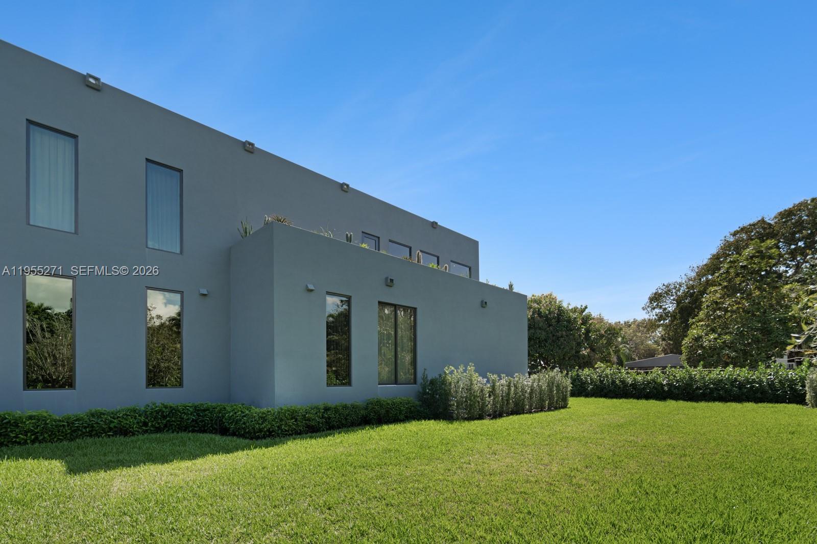 ROCKDALE ESTATES - Residential