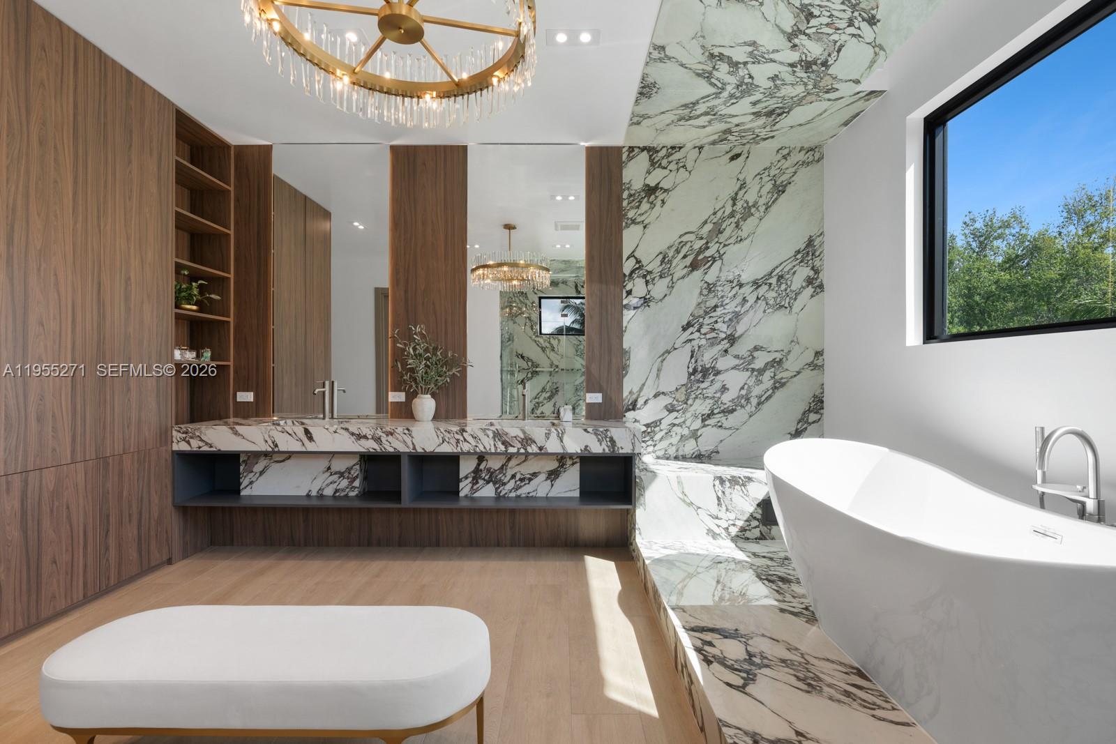 ROCKDALE ESTATES - Residential