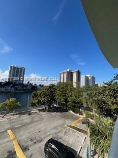 OCEANVIEW BUILDING A COND - Residential