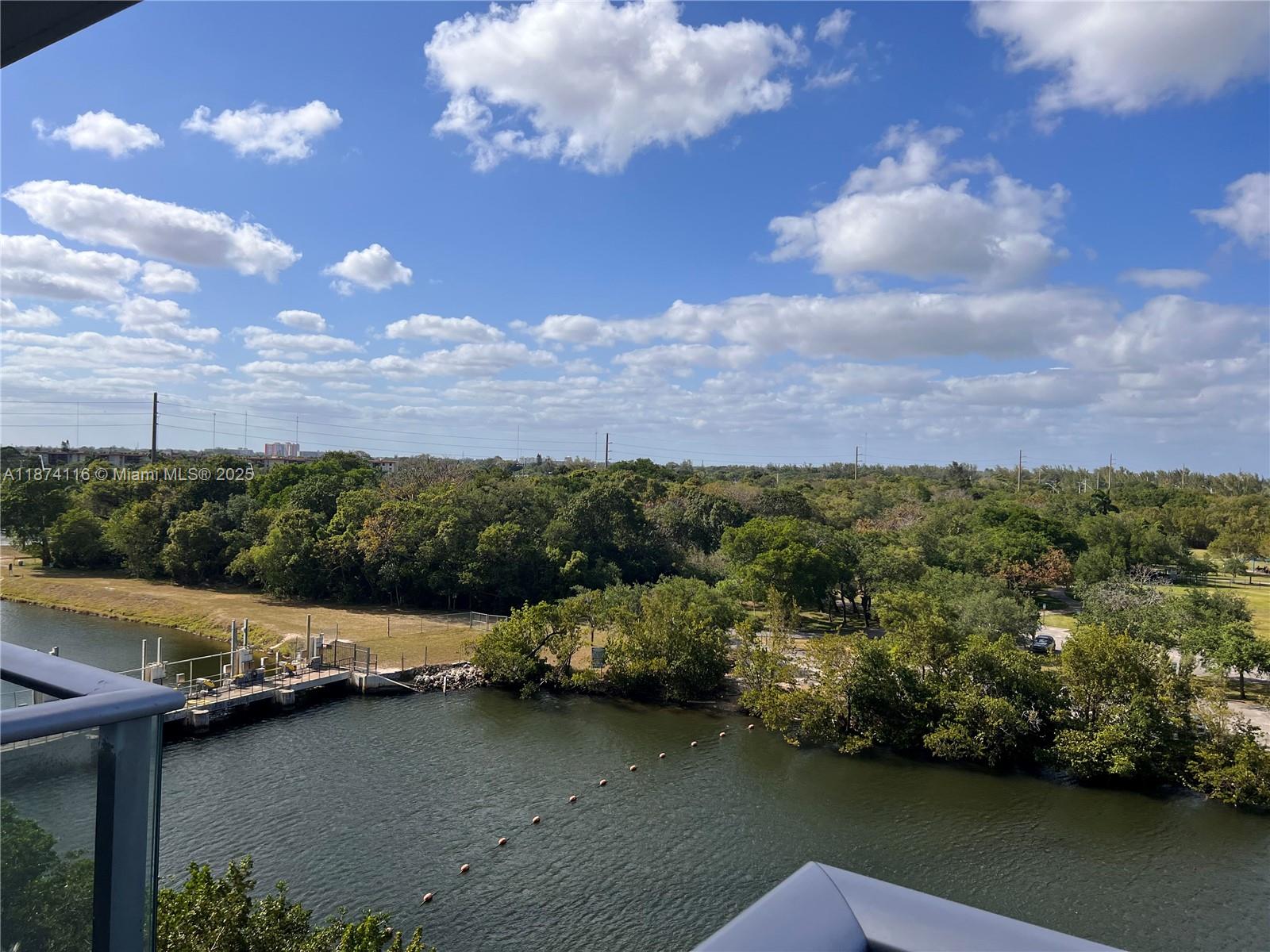 THE HARBOUR NORTH CONDO - Residential Lease