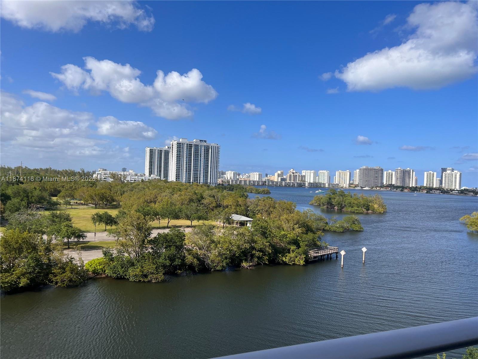 THE HARBOUR NORTH CONDO - Residential Lease