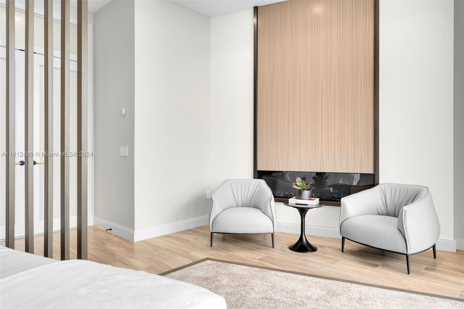 801 SMA RESIDENCES CONDO - Residential