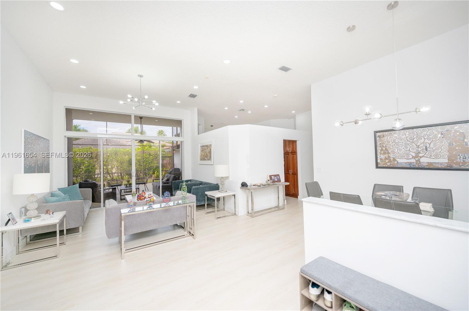 SECTOR 7 SOUTH - Residential