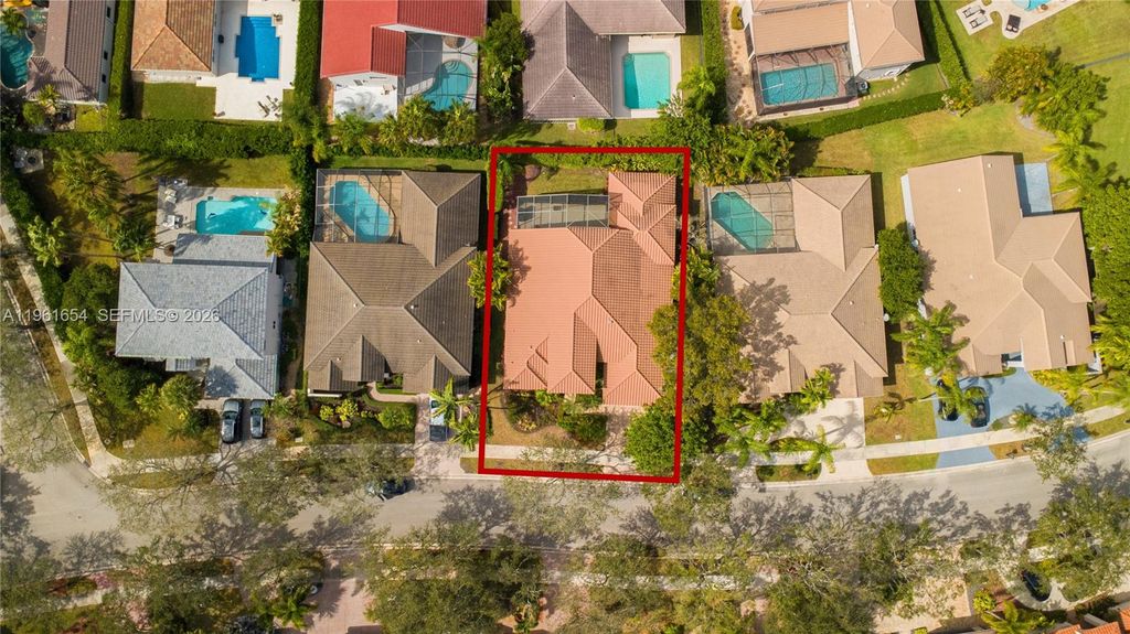 Photo of 2621 Oakbrook Ln, Weston, FL 33332 (MLS # A11961654)