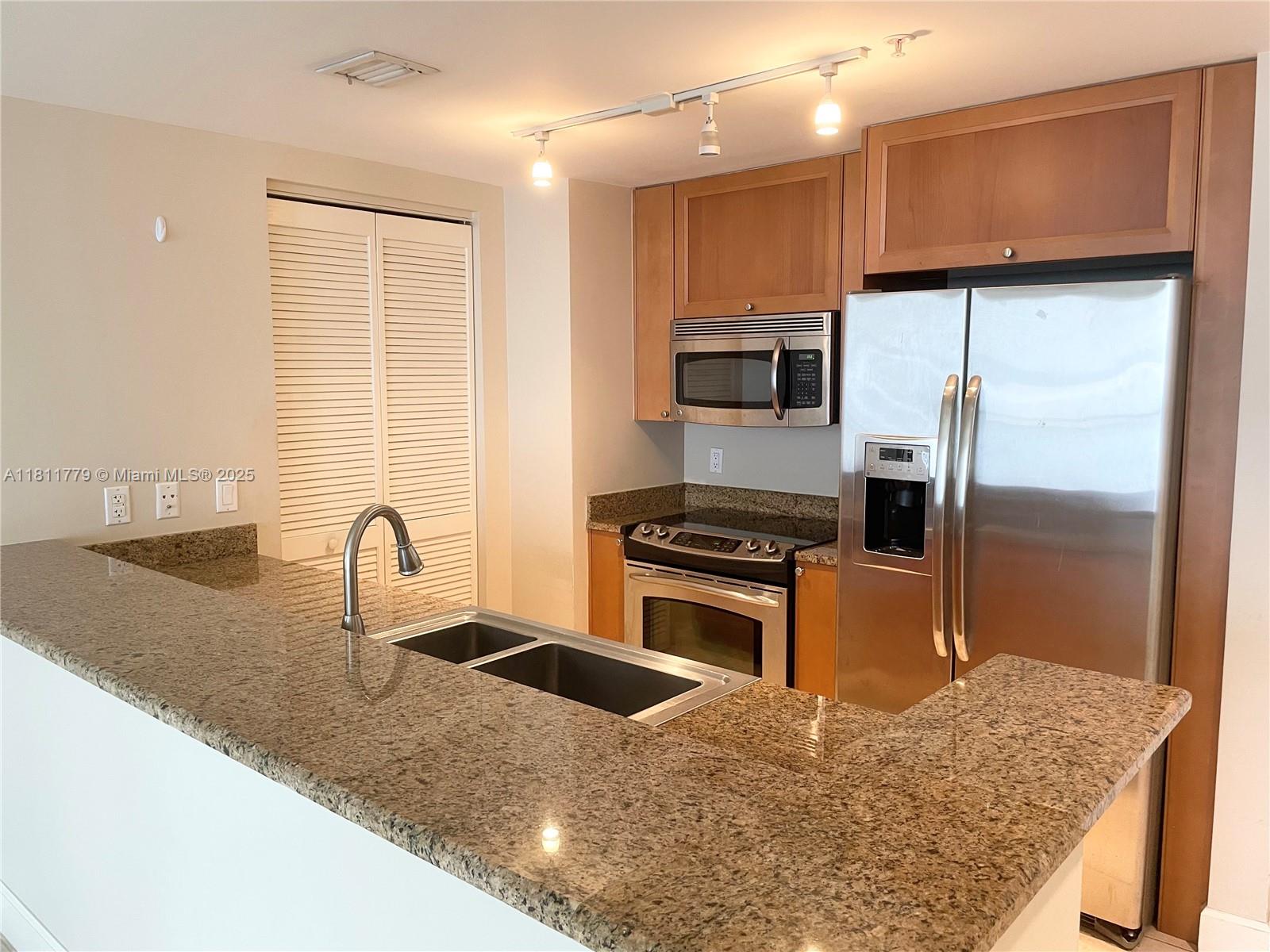 55 Merrick Way 702