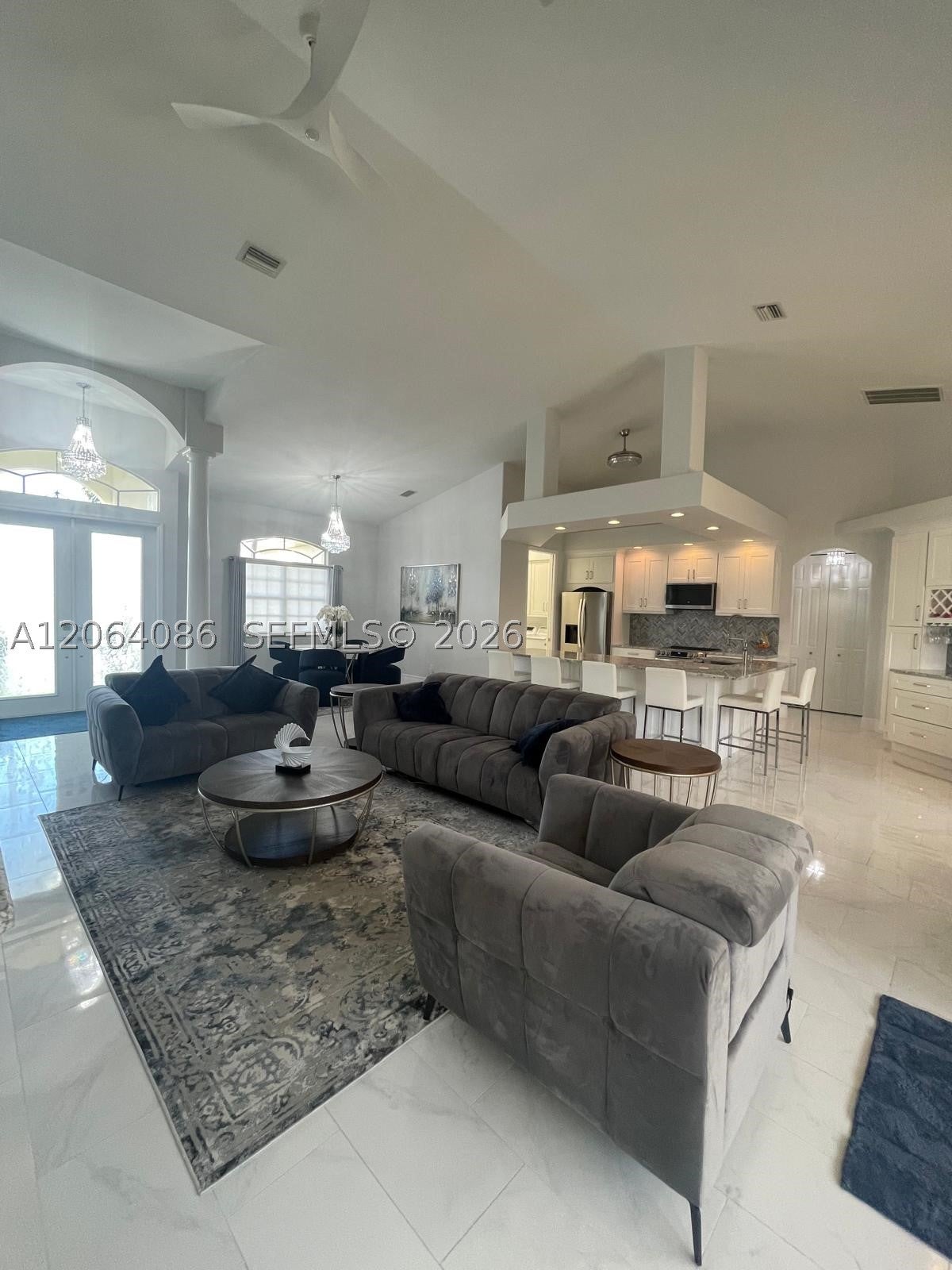 8268 S SOUTHWIND
