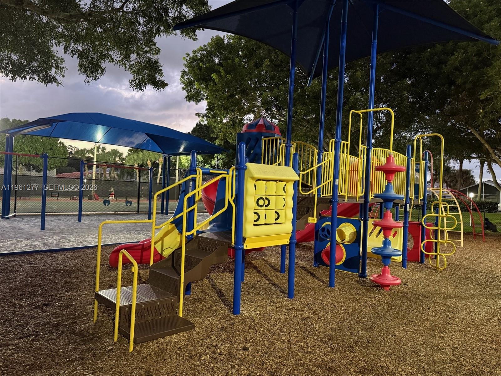 NAUTICA 1 - Residential