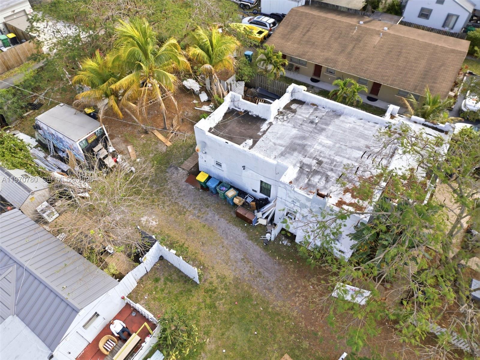 NORTH HOLLYWOOD - Residential Income