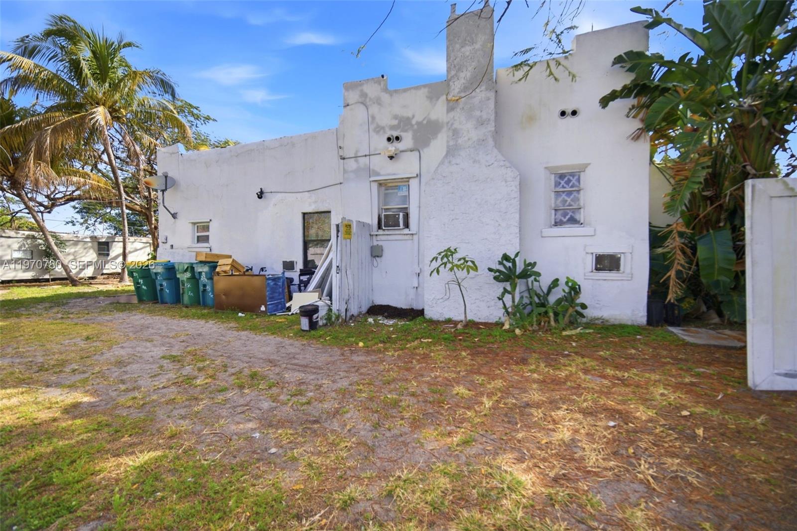 NORTH HOLLYWOOD - Residential Income